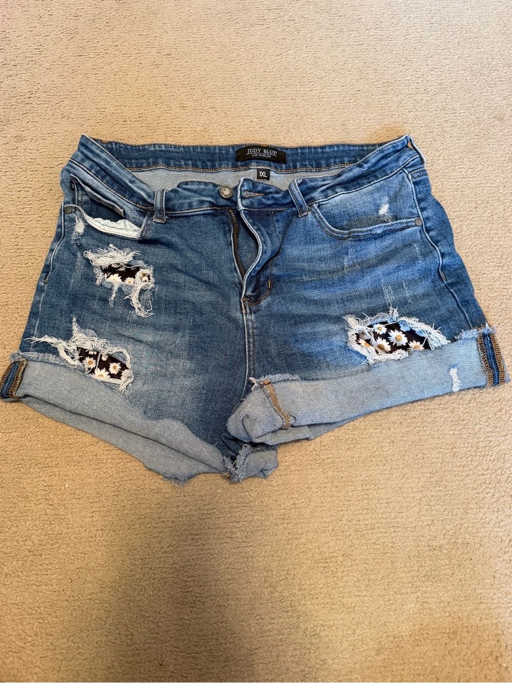 Judy Blue Distressed Daisy Patch Denim Shorts - Blue